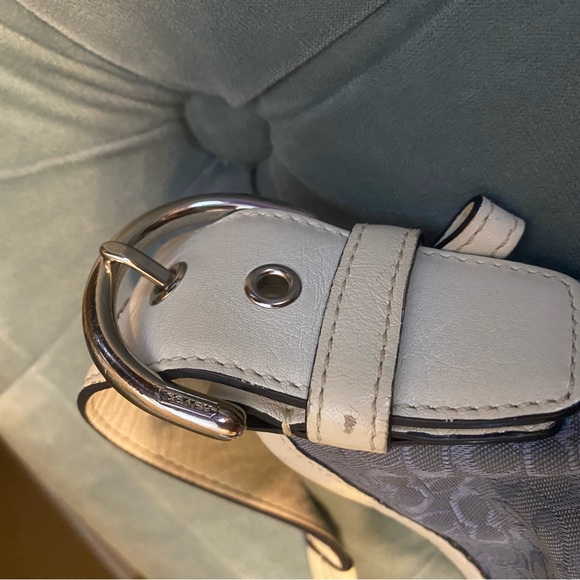 Vintage Coach Blue and White Signature Mini CC Shoulder Bag - Picture 3 of 9